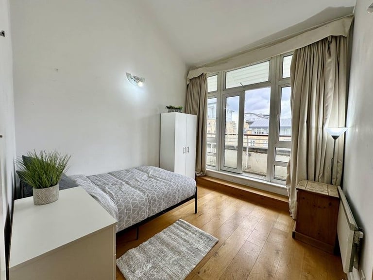 ☀️ Serviced Room ✅ Weekly Cleaning