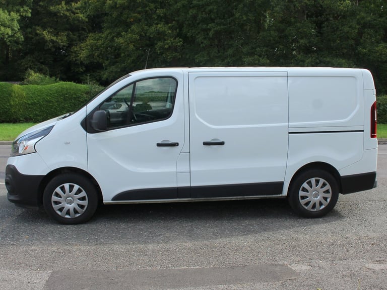 2021 Renault Trafic 2.0 dCi ENERGY 28 Business+ Panel Van 5dr Diesel Manual SWB