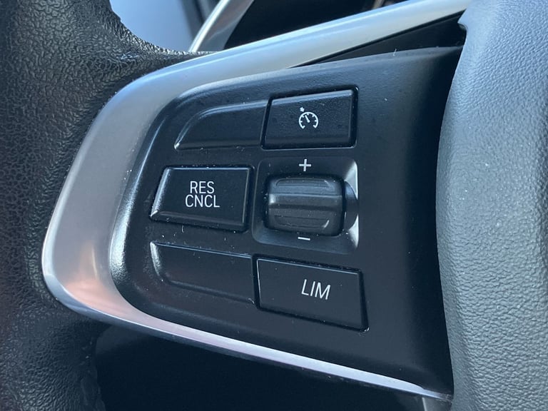2019 BMW 2 Series 220i SE 5dr DCT Hatchback PETROL Automatic