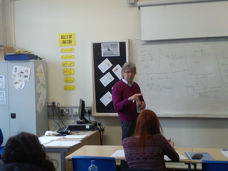 MATHS,PHYSICS, ENGLISH, BIOLOGY, CHEMISTRY, BUSINESS  TUTOR EASTER REVISION  22-25 APRIL