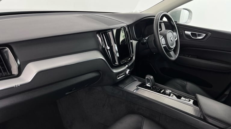 2023 Volvo XC60 2.0 T6 [350] RC PHEV Core Bright 5dr AWD Gtron ESTATE PETROL/ELECTRIC Automatic