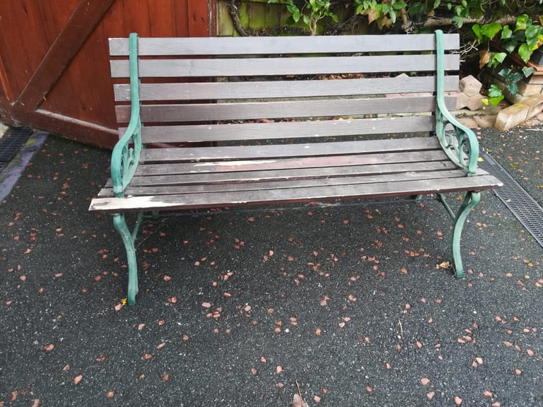Pending Collection Free Garden Bench