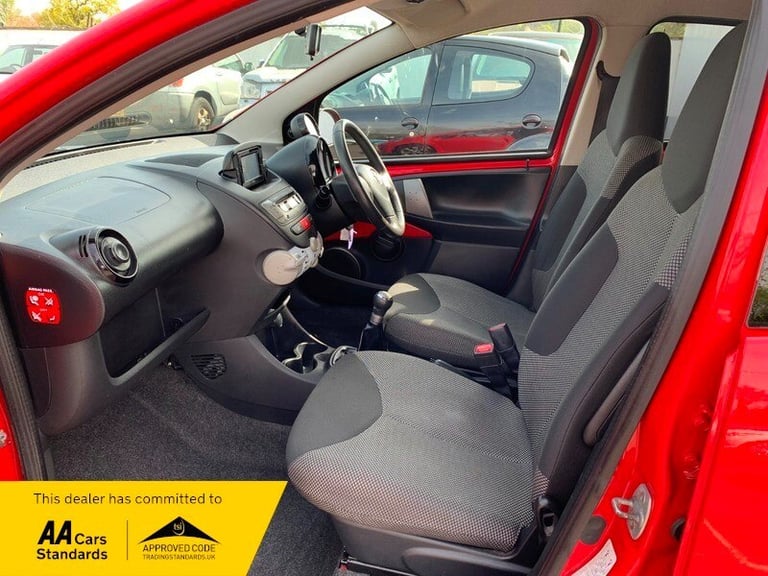 Toyota AYGO VVT-I MOVE WITH STYLE