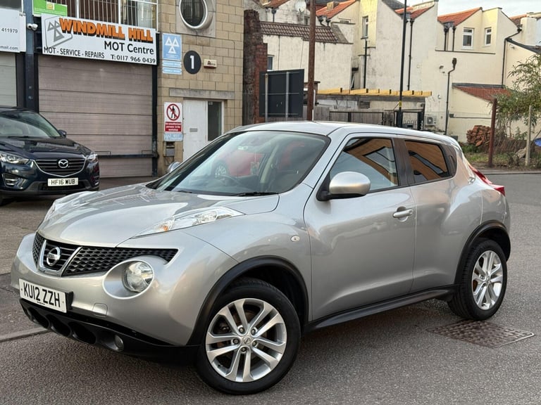 2012 Nissan Juke 1.6 Acenta 5dr [Premium Pack] HATCHBACK PETROL Manual