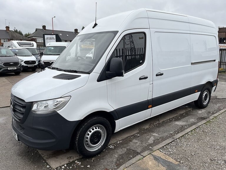 2022 Mercedes-Benz Sprinter 3.5t H1 Premium Van PANEL VAN DIESEL Manual