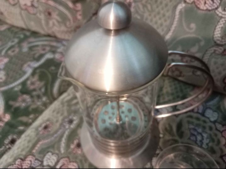 French Press Coffee Maker Set with Glasses