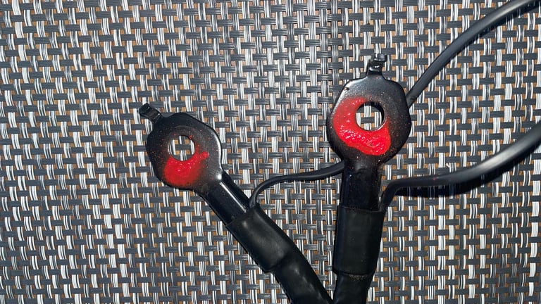 Ford Fiesta Mk7 Seatbelt Buckle Seat Belt Passengers & Drivers Front 8V51B61208