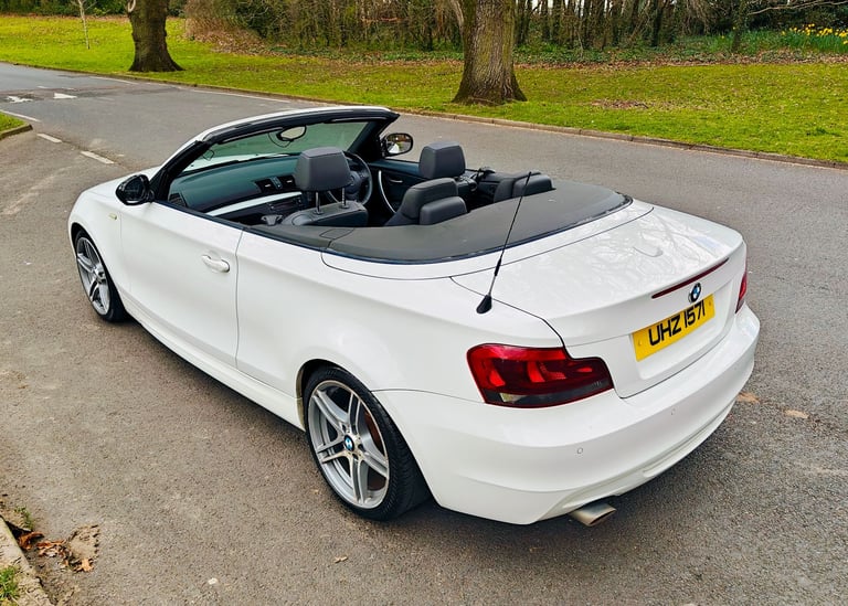 BMW, 1 SERIES, Convertible, 2012, Manual, 1995 (cc), 2 doors