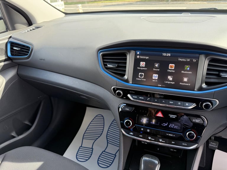 2018 Hyundai IONIQ 1.6 h-GDi Premium DCT Euro 6 (s/s) 5dr HATCHBACK Petrol/Electric Hybrid Automatic