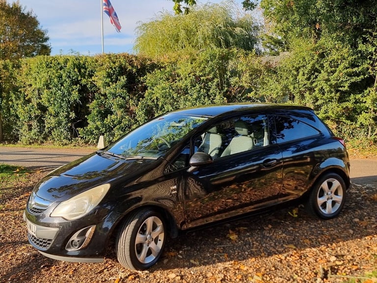 2011 Vauxhall Corsa 1.4 SE 3dr Auto HATCHBACK PETROL Automatic