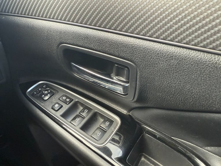 2019 69 MITSUBISHI OUTLANDER 2.4H TWINMOTOR 13.8KWH 4H SUV 5DR PETROL PLUG-IN HY
