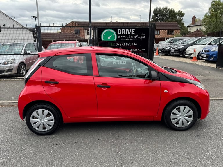 2016 Toyota AYGO 1.0 VVT-i X 5dr ULEZ  £20 Road Tax HATCHBACK Petrol Manual