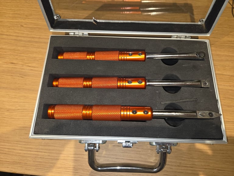 Set of 3 aluminium handle carbide tipped woodturning chisels 9 inches long lathe wood turning