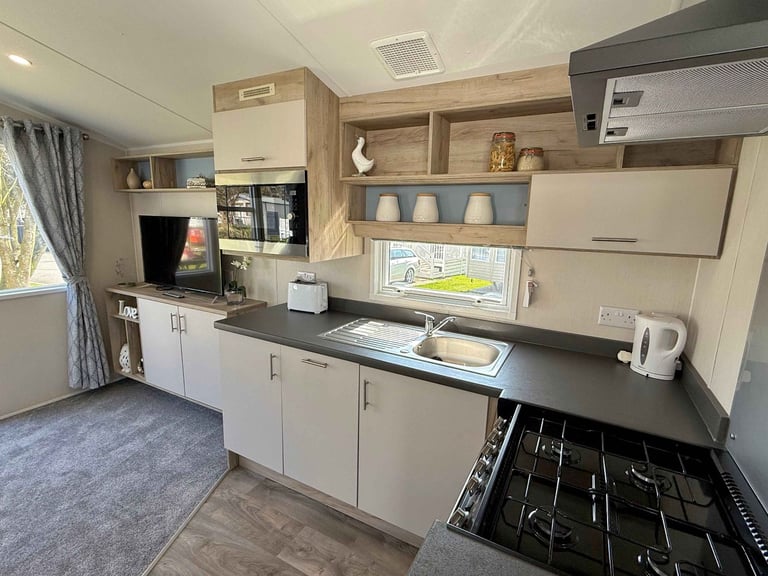 Ex demo New Willerby Linwood static caravan for sale at St Agnes Holiday Park, Truro TR4 8HS