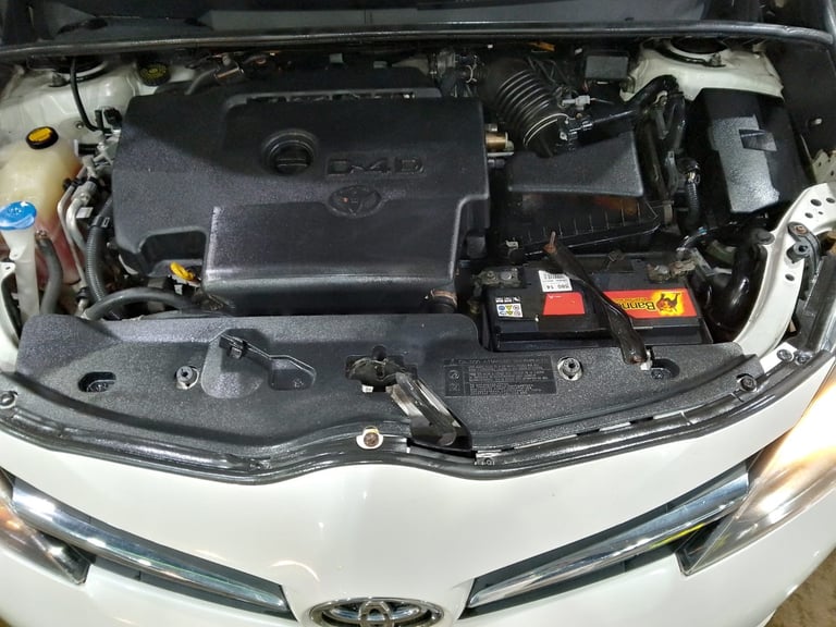 Toyota, VERSO, MPV, FSH, 7 seater, 2013, Manual, 1998 (cc), 5 doors