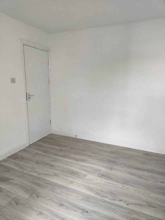 U.C. Welcome Luxury Flats / Rooms Available Are you on benefits