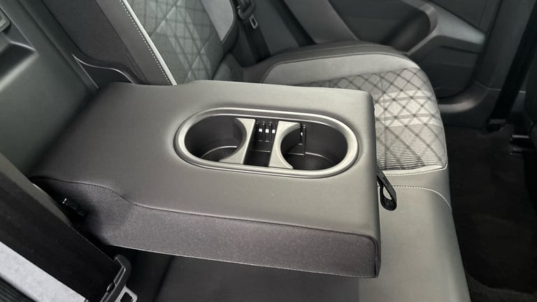 2022 Volkswagen T-Roc 1.5 TSI R-Line 5dr DSG Petrol Hatchback Hatchback Petrol Automatic