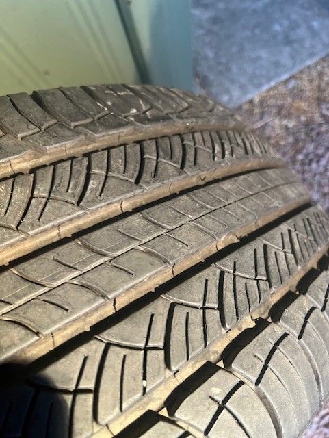 Genuine Range Rover Land Rover L322 Wheel and Good Michelin Tyre 255/60 R18