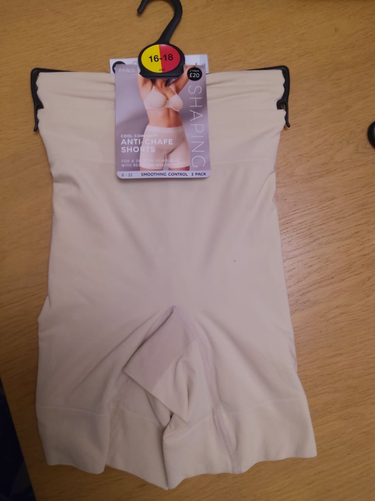 New tagged M &S 2 pk size 16/18 nude short smoothing anti chafe shapwear