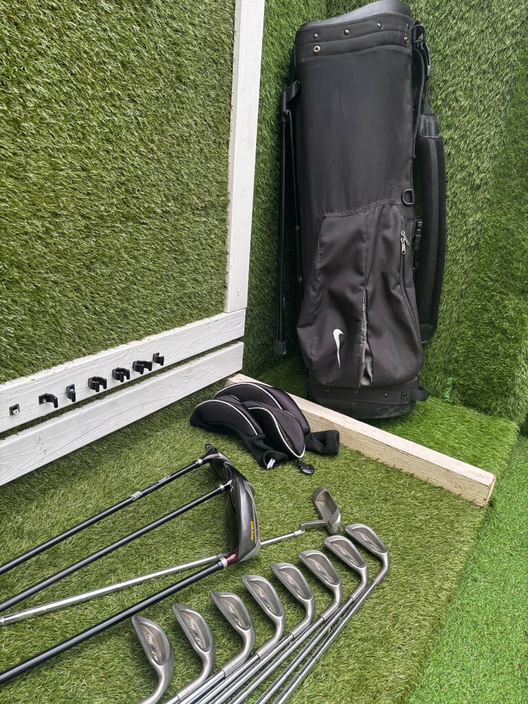 PING Eye 2 + Wilson Deep Red + Odyssey Set (4–SW) UK delivery available