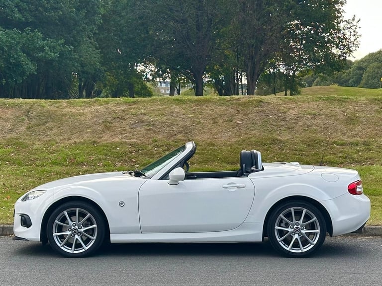 2013 Mazda MX5 2.0 Roadster Sport Tech - Lovely Example