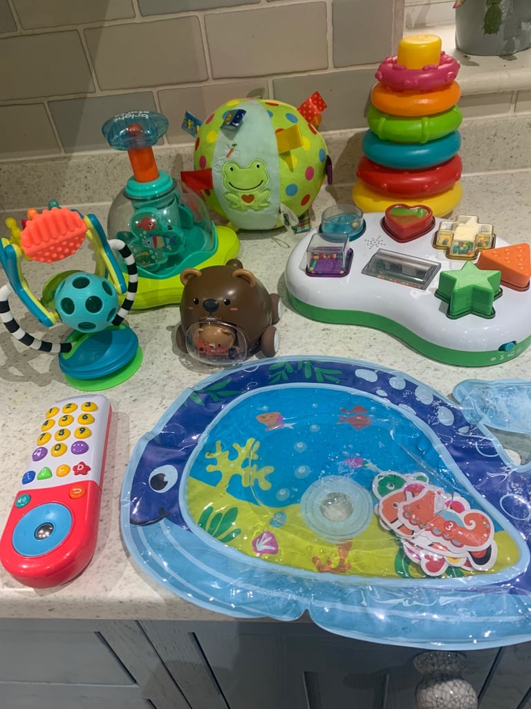 image for A bundle of 8 baby interactive fun toys, lots of lights, sounds, textures etc