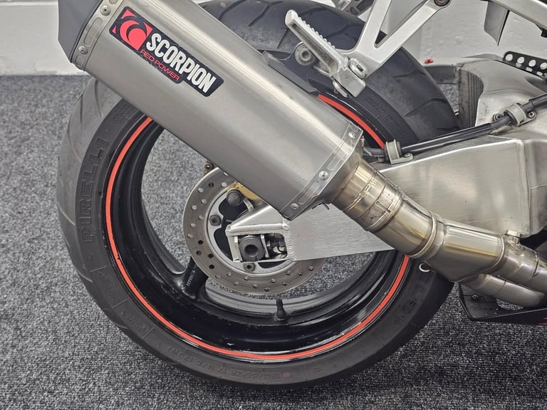 HONDA CBR900RR 929 ** SCORPION EXHAUST - OHLINS STEERING DAMPER - JUNE 26 MOT **