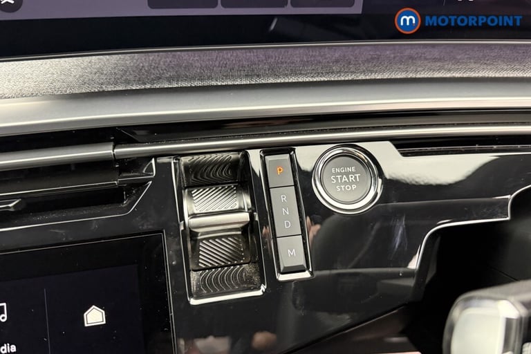 2024 Peugeot 3008 1.2 Hybrid 136 GT 5dr e-DSC6 SUV Petrol Automatic