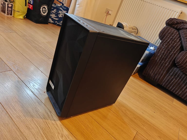 Elegant Gaming PC Desktop - 3070 & 5600x