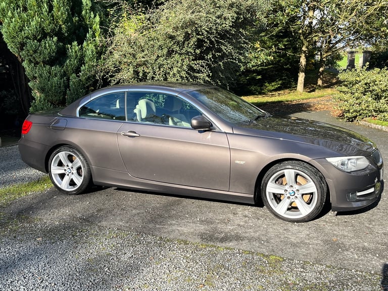 2010 BMW 330d E93 Convertible Auto 