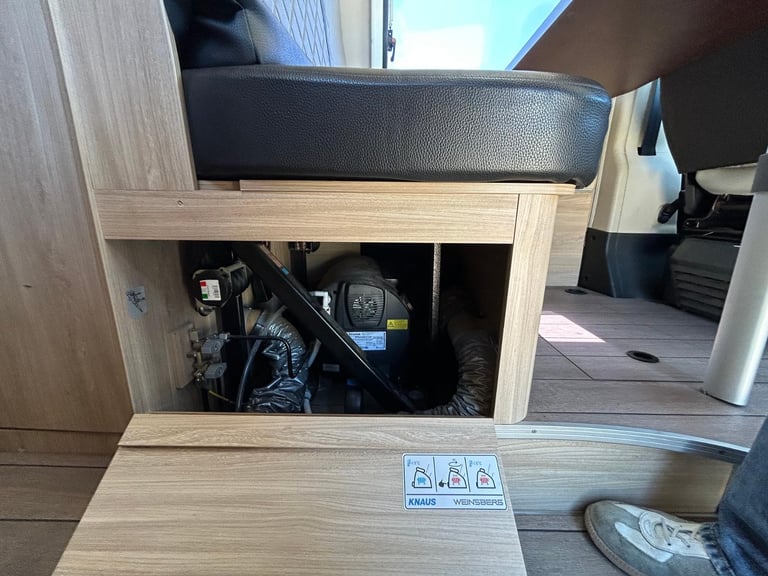 Fiat Weinsberg Carabus 600 K | 4 Berth | Fully Equipped