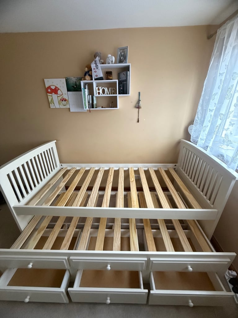 image for Single bed 2in1