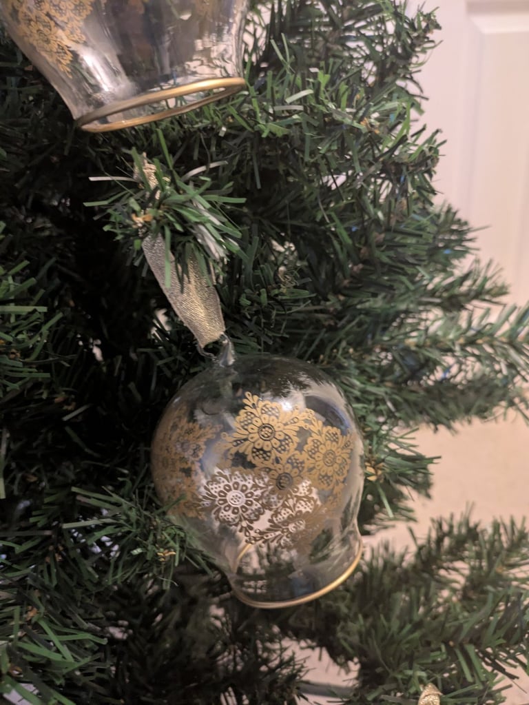 M and S glass tree decorations x 6