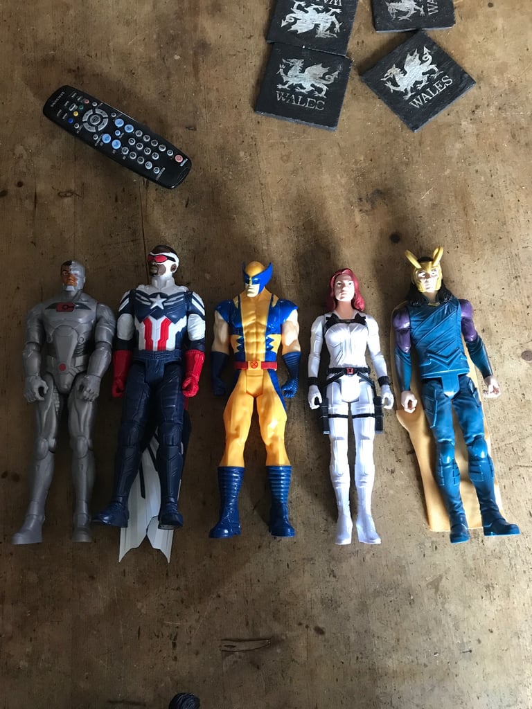 image for Action figures 