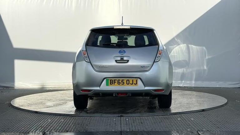 2015 Nissan Leaf 80kW Tekna 24kWh 5dr Auto HATCHBACK ELECTRIC Automatic