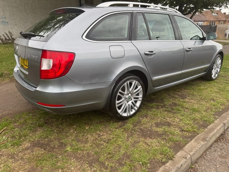 2013 Skoda Superb 1.8 TSI Elegance Estate 5dr Petrol Manual 4WD Euro 5 (160 ps) Estate Petrol Manual