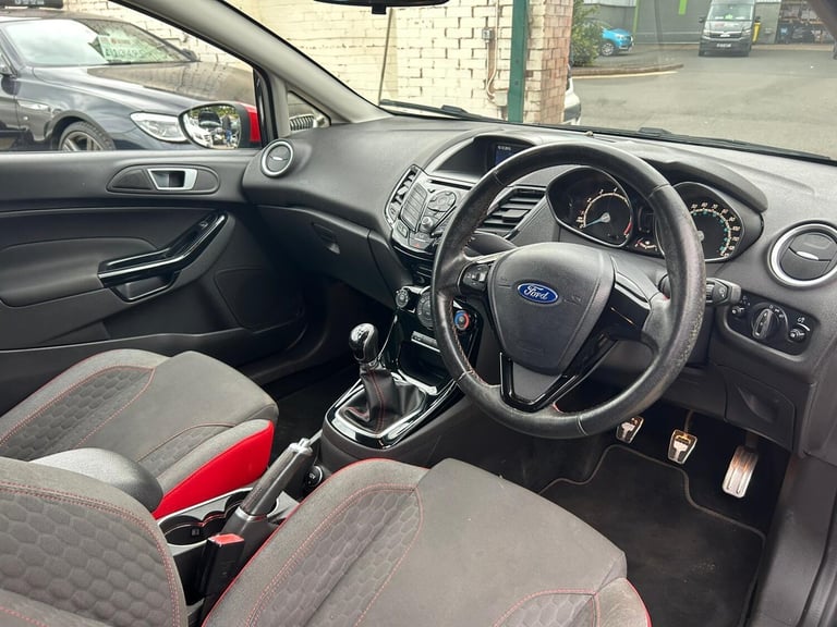 2016 Ford Fiesta 1.0T EcoBoost Zetec S Euro 6 (s/s) 3dr HATCHBACK Petrol Manual