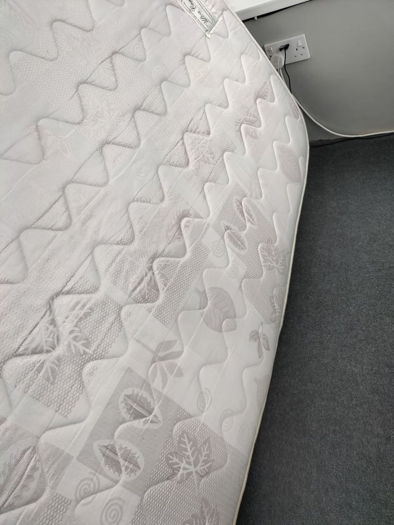 Double mattress 
