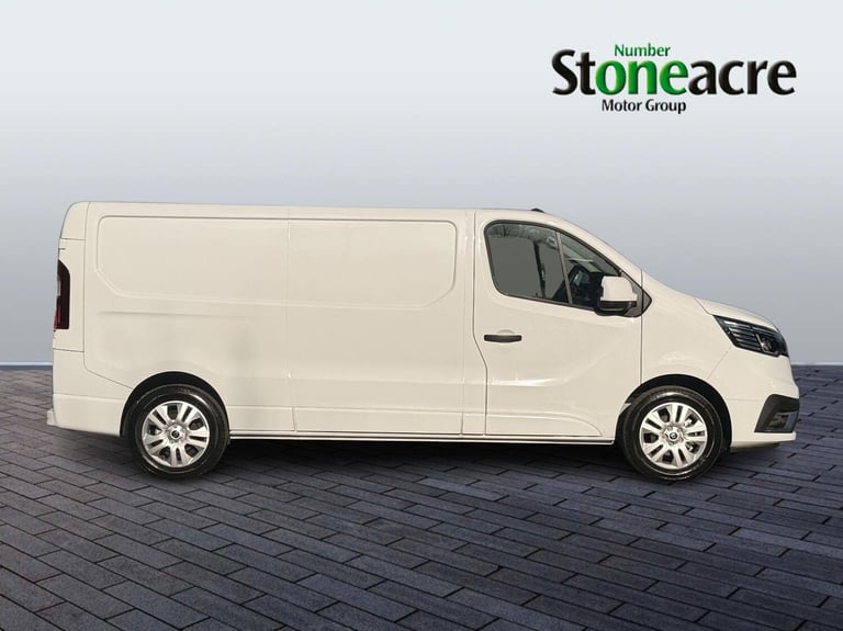 2024 Renault Trafic 2.0 dCi Blue LL30 Extra Panel Van 5dr Diesel Manual L2 H1 Euro 6 (s/s) (130 P...