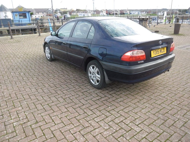 Toyota, AVENSIS, Saloon, 2001, Manual, 1794 (cc), 4 doors