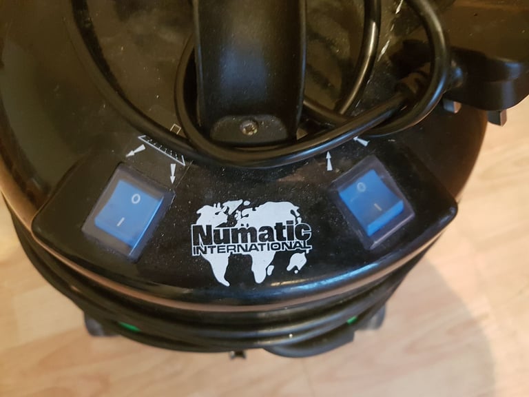 henry george Numatic gve370-2 Henry Hoover Corded Carpet Wet and dry Vacuum Cleaner n