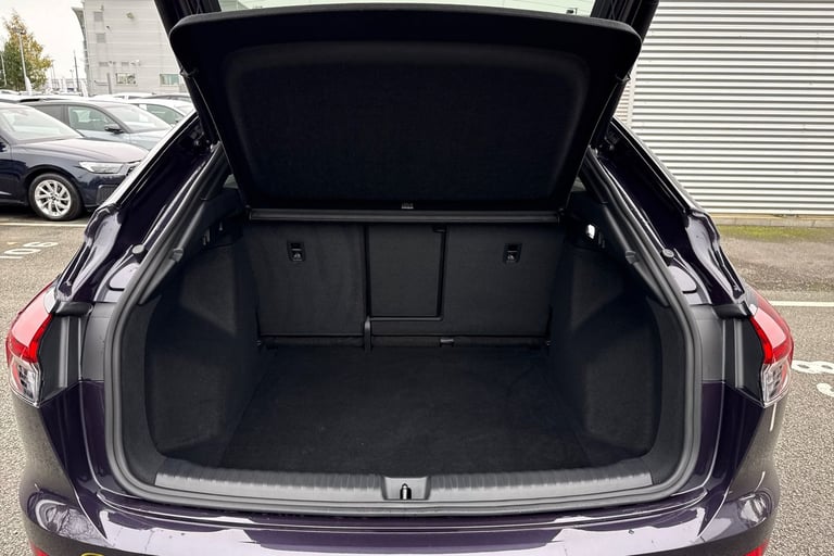 2024 Audi Q4 e-tron Q4 Sportback S line 45 e-tron  210,00 kW SUV ELECTRIC Automatic