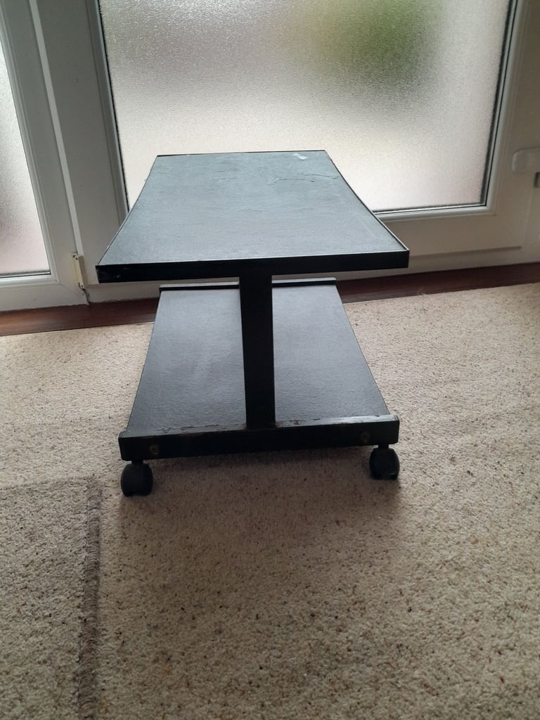 Trolley on castors