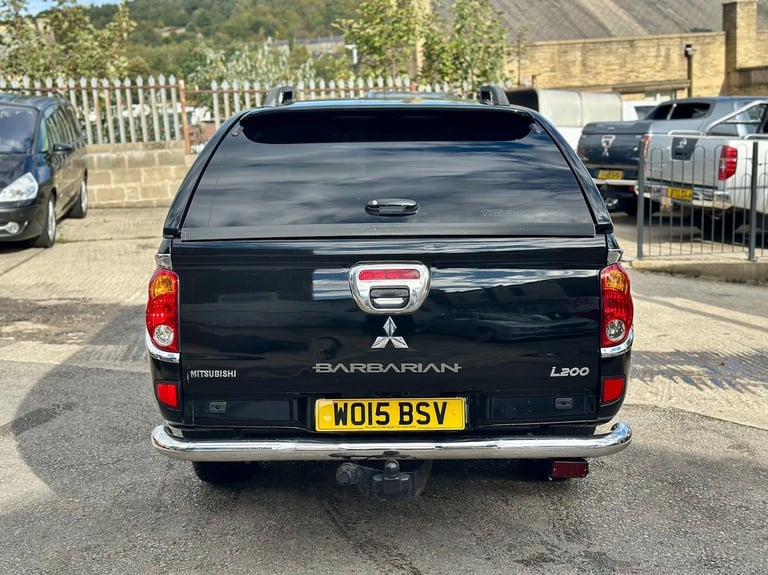 2015 Mitsubishi L200 Double Cab DI-D Barbarian 4WD Auto 176Bhp PICK UP Diesel Automatic