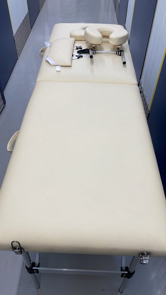 Beauty/massage beds