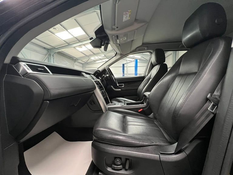 2017 Land Rover Discovery Sport 2.0 Si4 240 HSE 5dr Auto ESTATE Petrol Automatic