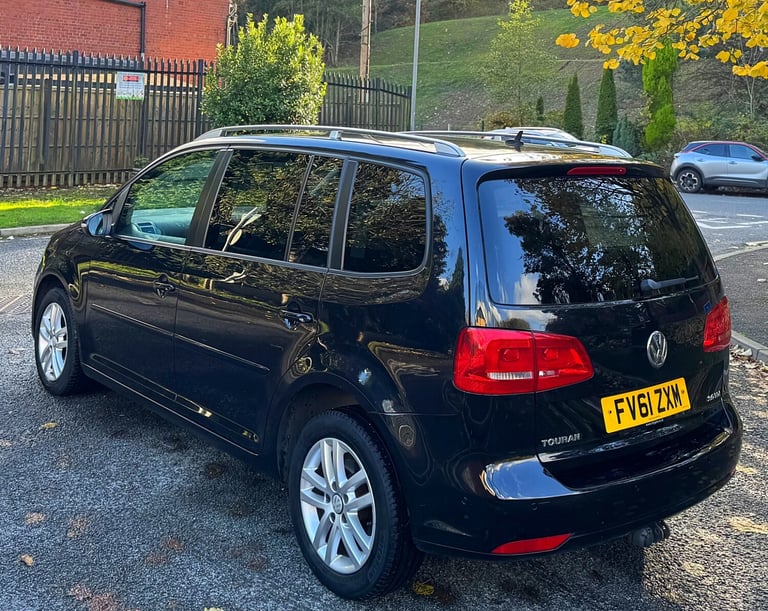 2011 Volkswagen Touran 2.0 TDI SE 5dr DSG MPV Diesel Automatic