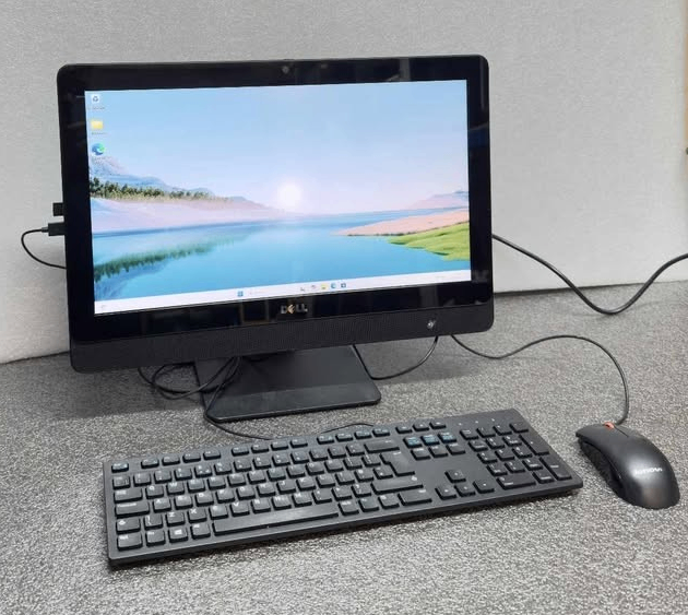 Dell All-in-One PC Touchscreen i5-4590S 16GB RAM 512GB SSD Windows 11  