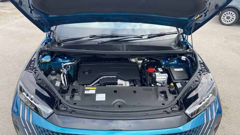 2025 Peugeot 3008 1.2 HYBRID GT SUV 5dr Petrol Hybrid e-DSC6 Euro 6 (s/s) (136 ps) SUV Hybrid Aut...