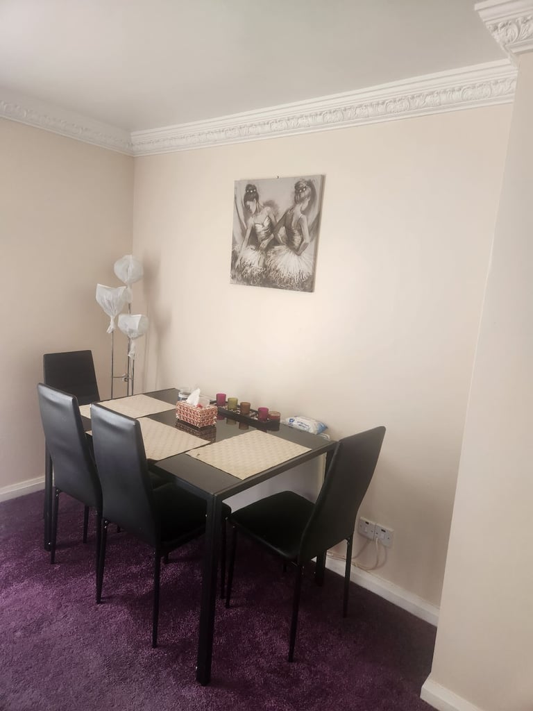 Double room to rent for 2 boys 